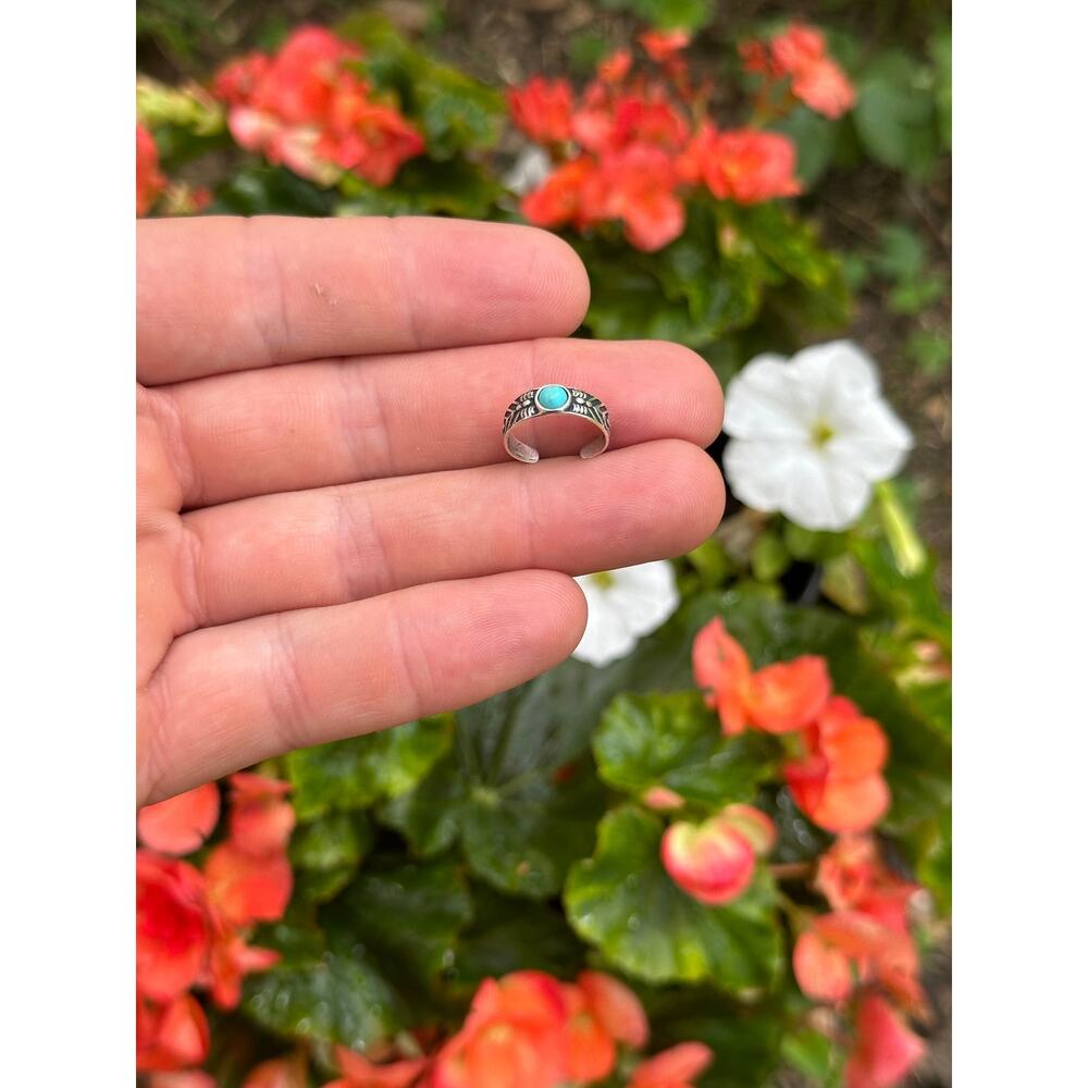 Sterling Silver Oxidized Adjustable Toe Ring With… - image 1